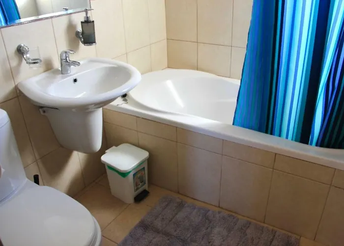 Oceania アヤナパ